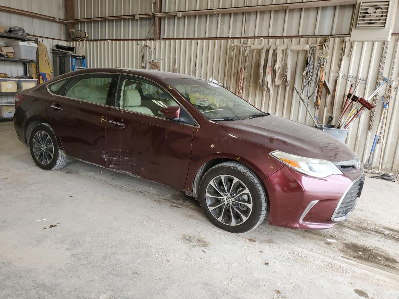 2016 Toyota Avalon - Image 4