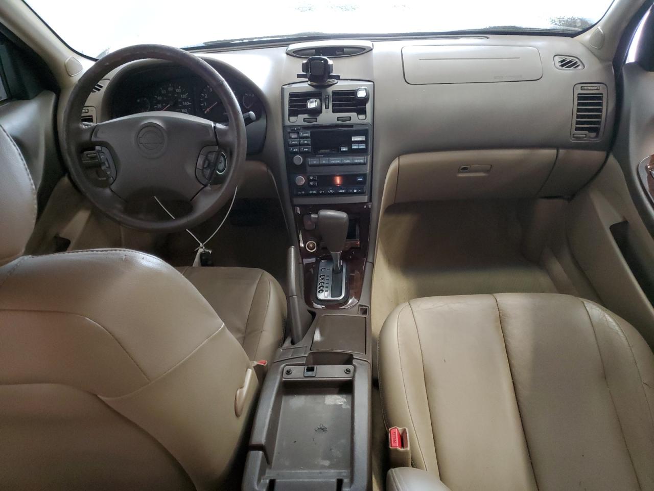 2001 Nissan Maxima - Image 8
