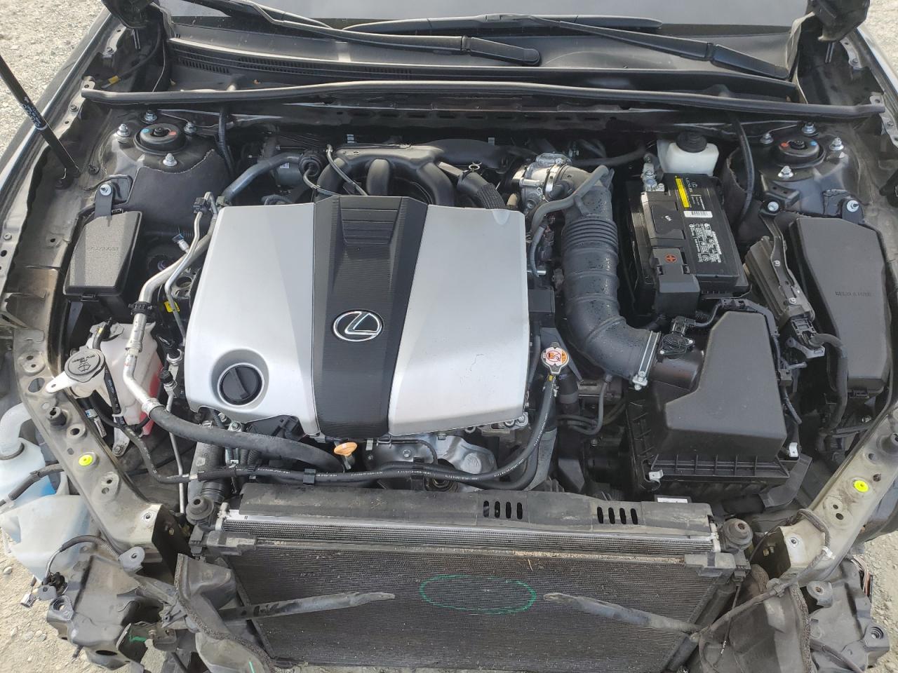 2020 Lexus ES - Image 11