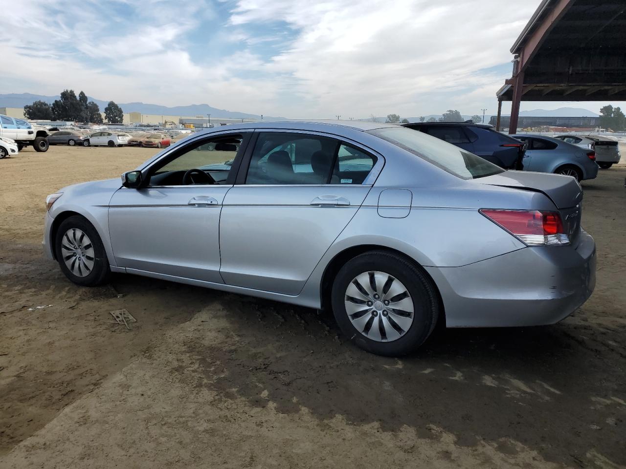 2009 Honda Accord - Image 2
