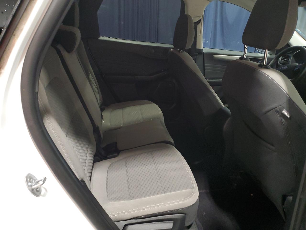 2022 Ford Escape - Image 11