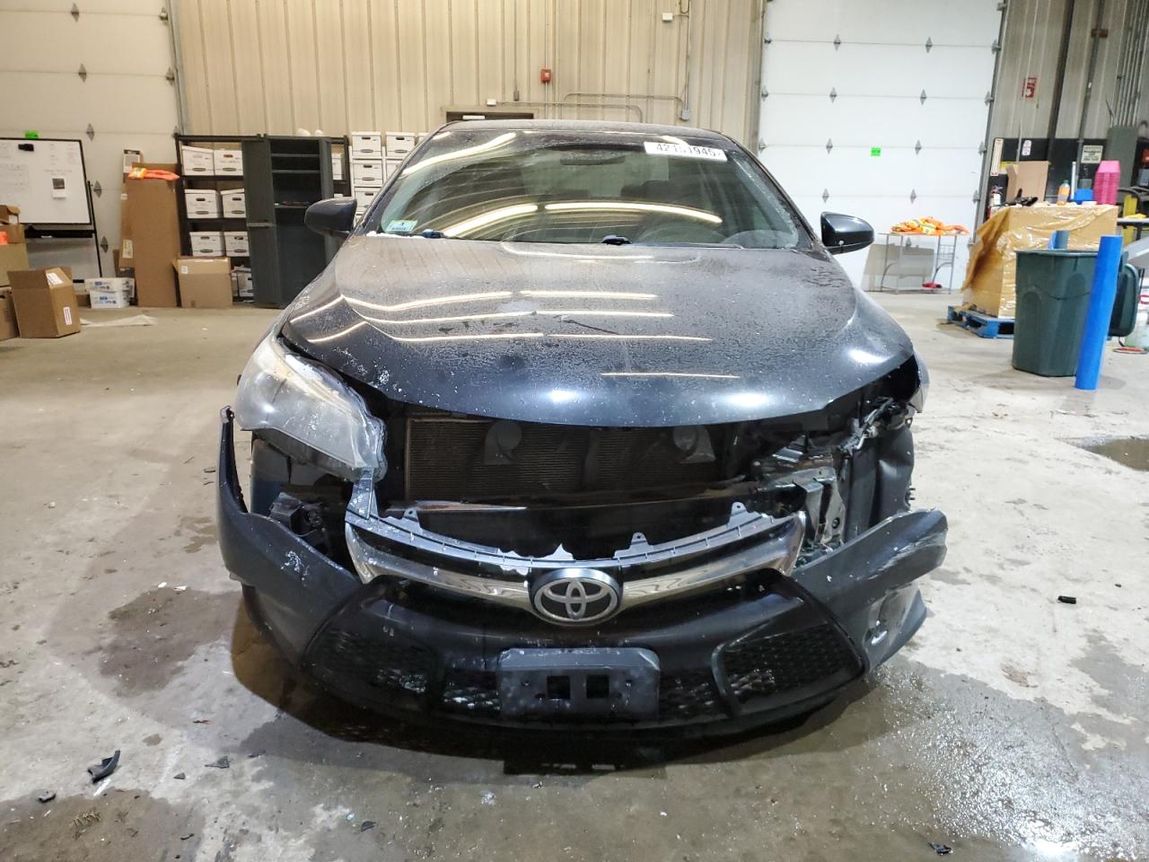 2017 Toyota Camry - Image 5