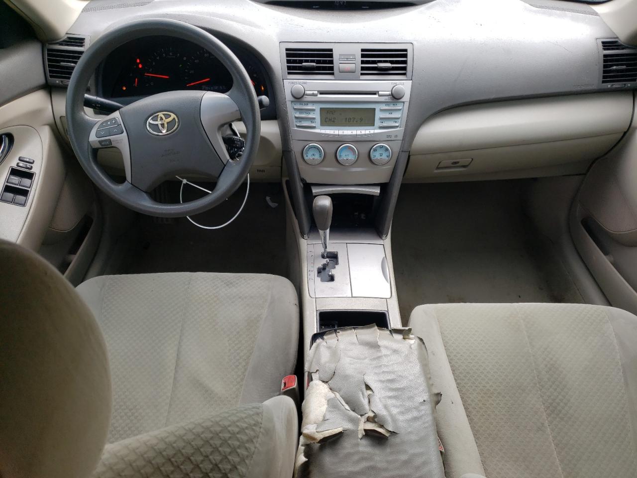 2009 Toyota Camry - Image 8