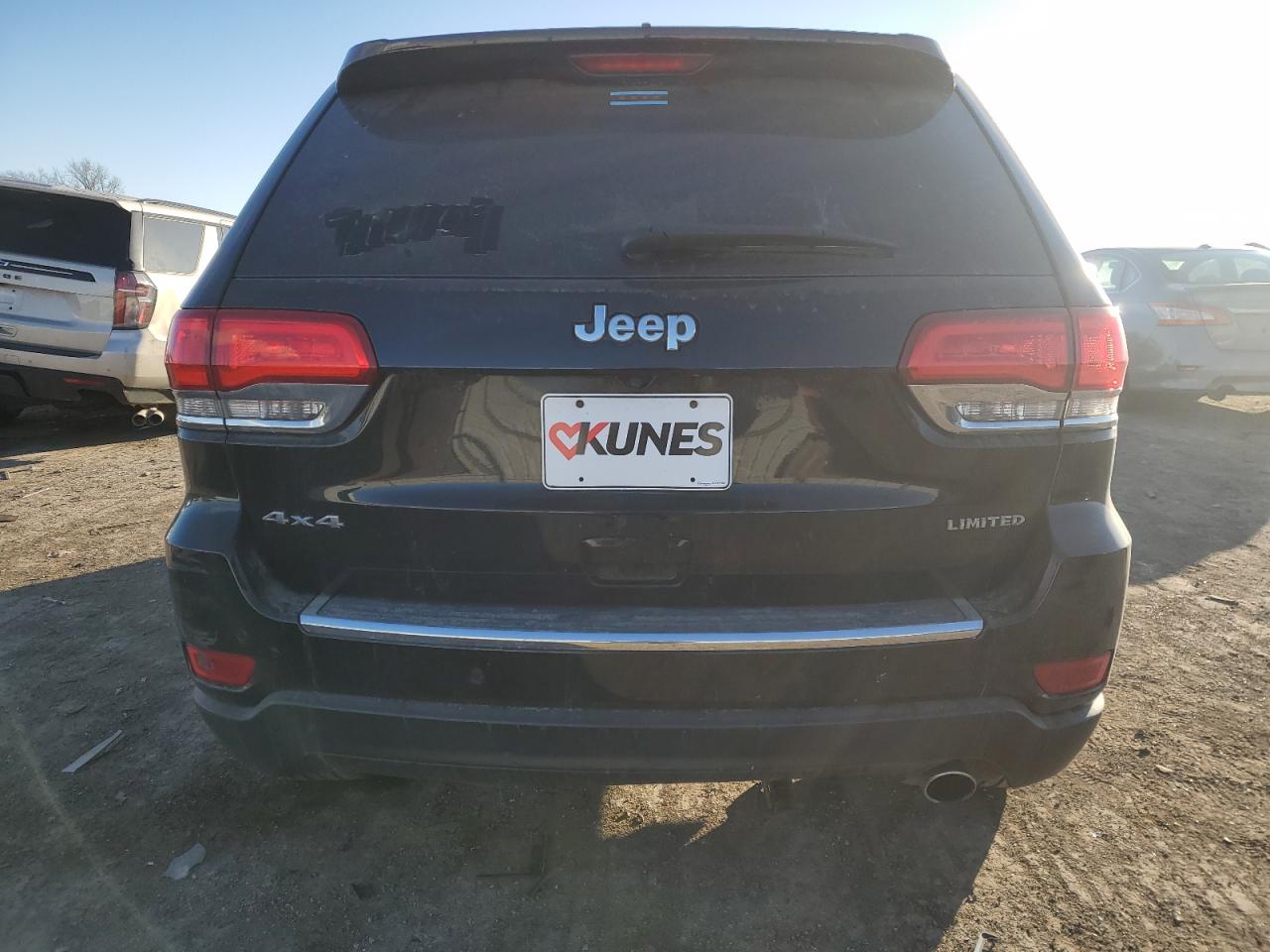 2019 Jeep Grand Cherokee - Image 6