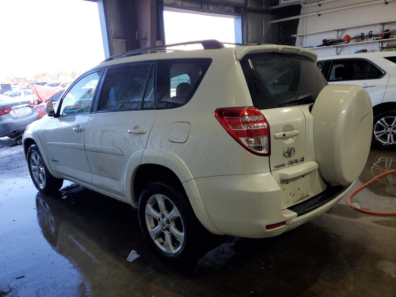 2009 Toyota RAV 4 - Image 2