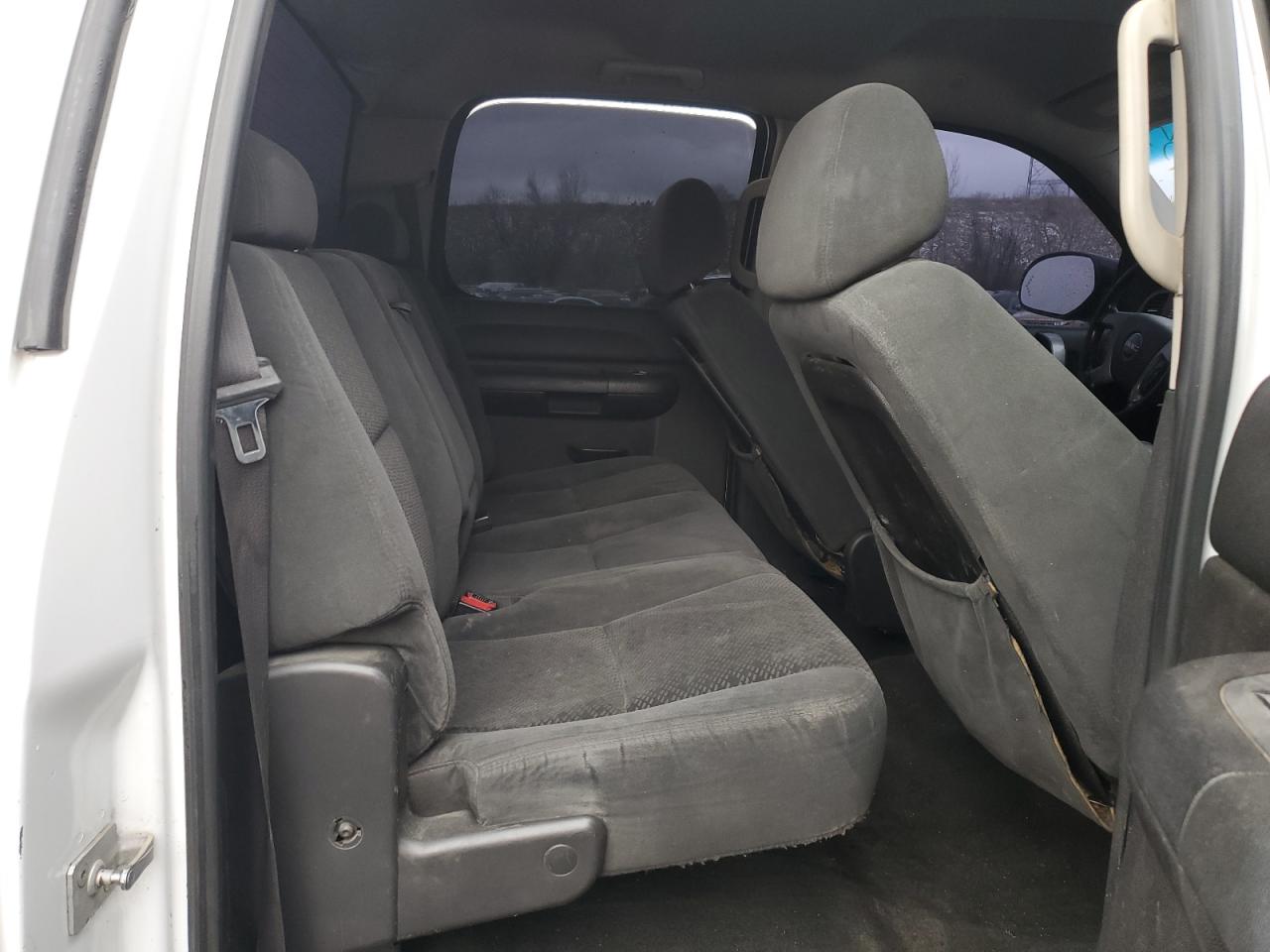 2008 GMC Sierra - Image 10