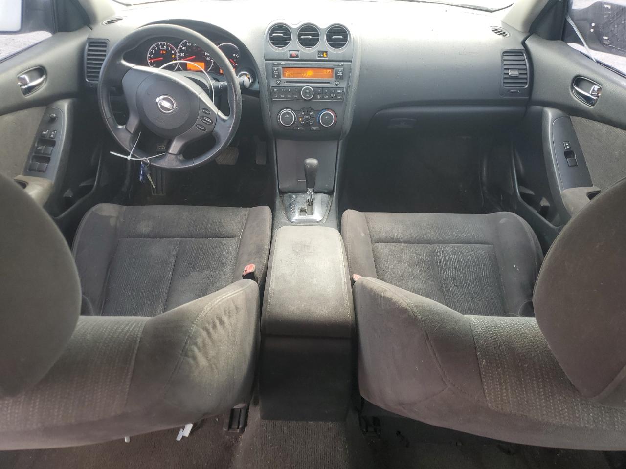 2011 Nissan Altima - Image 8