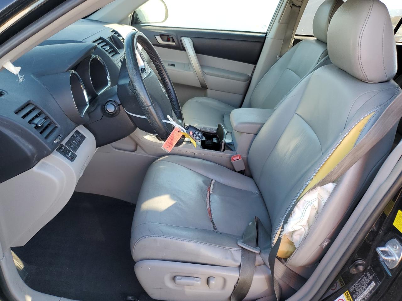 2011 Toyota Highlander - Image 7