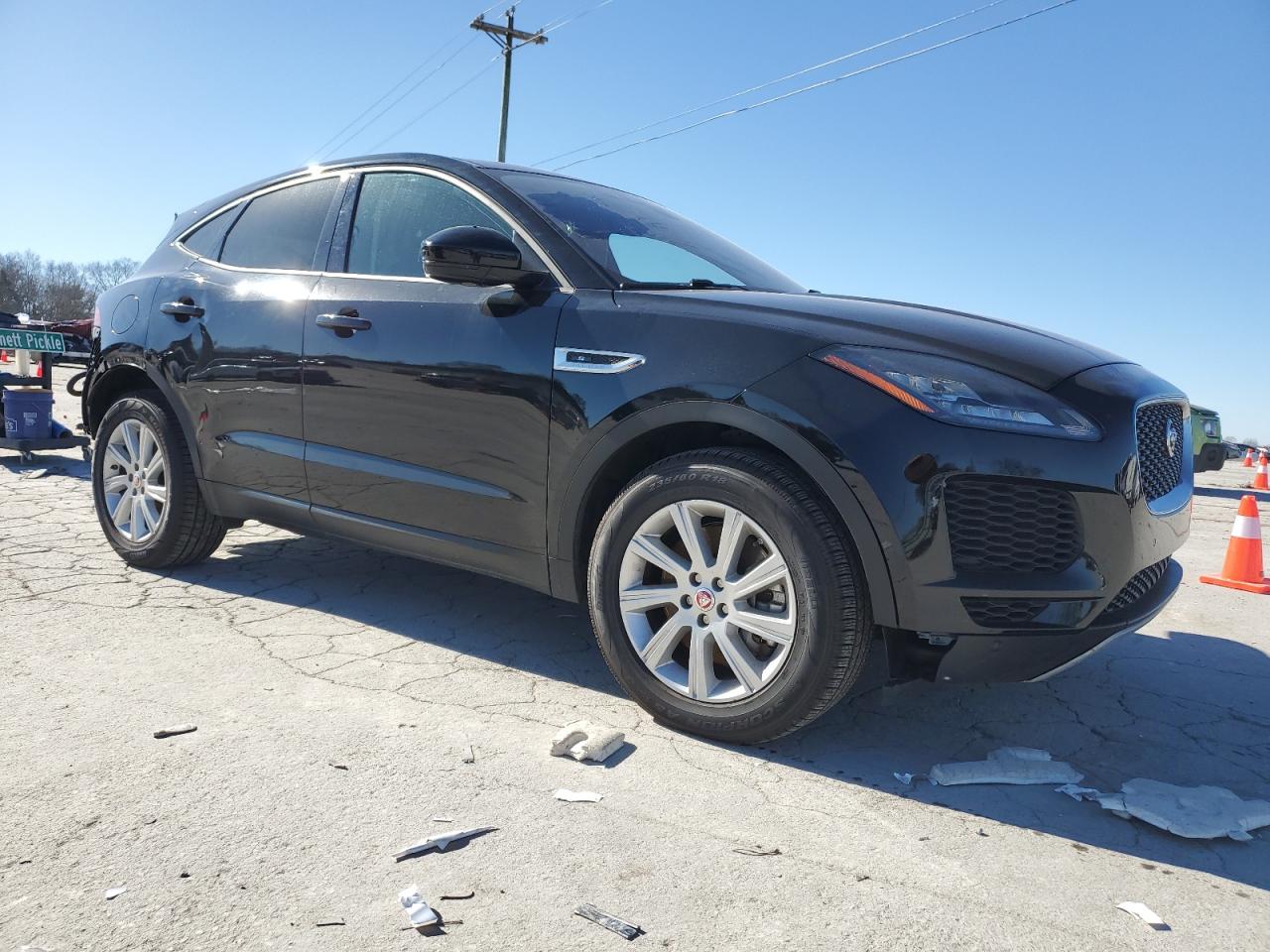 2019 Jaguar E-Pace - Image 4