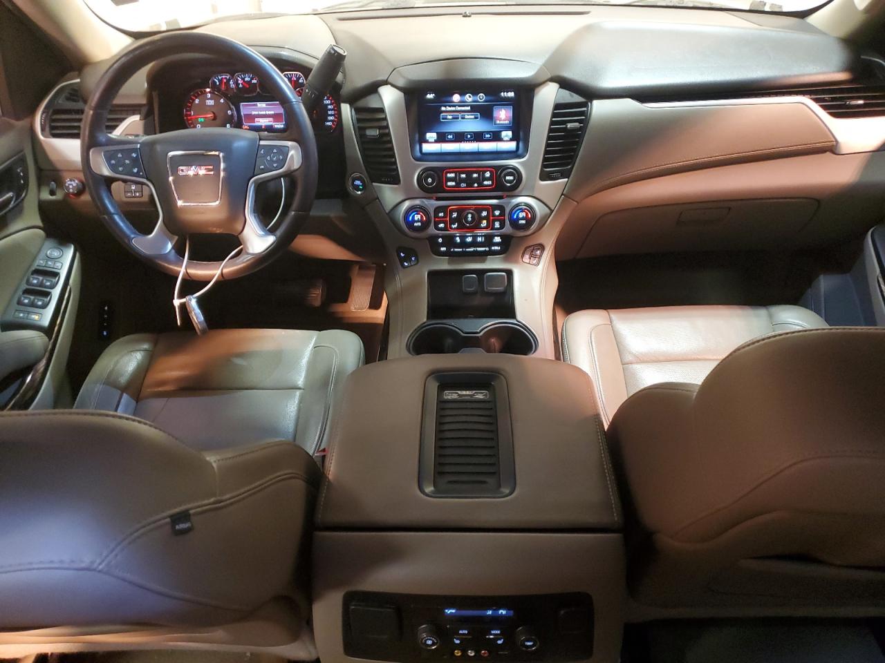 2015 GMC Yukon - Image 8
