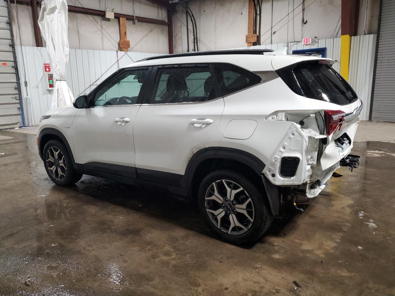 2022 Kia Seltos - Image 2
