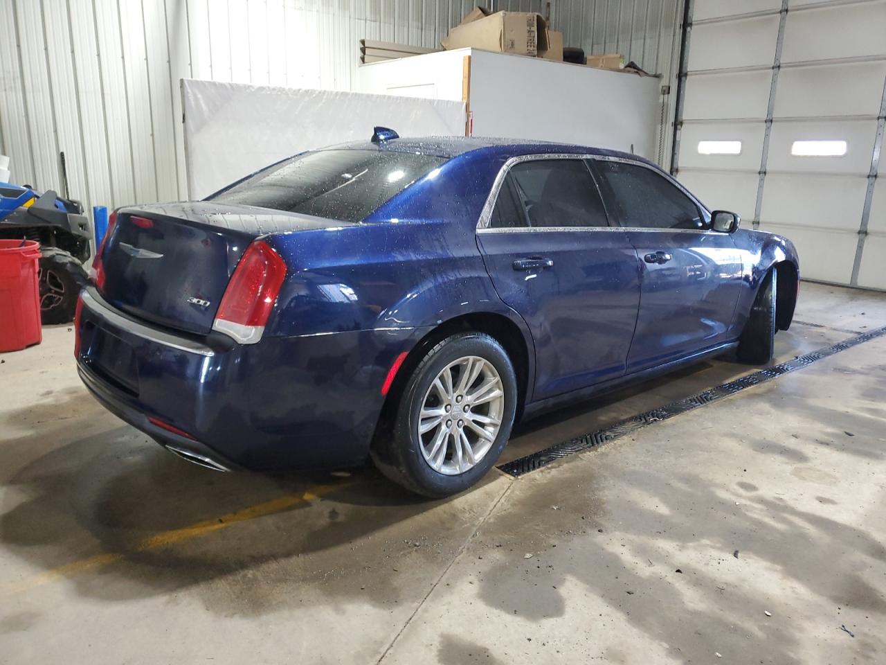 2017 Chrysler 300 - Image 3