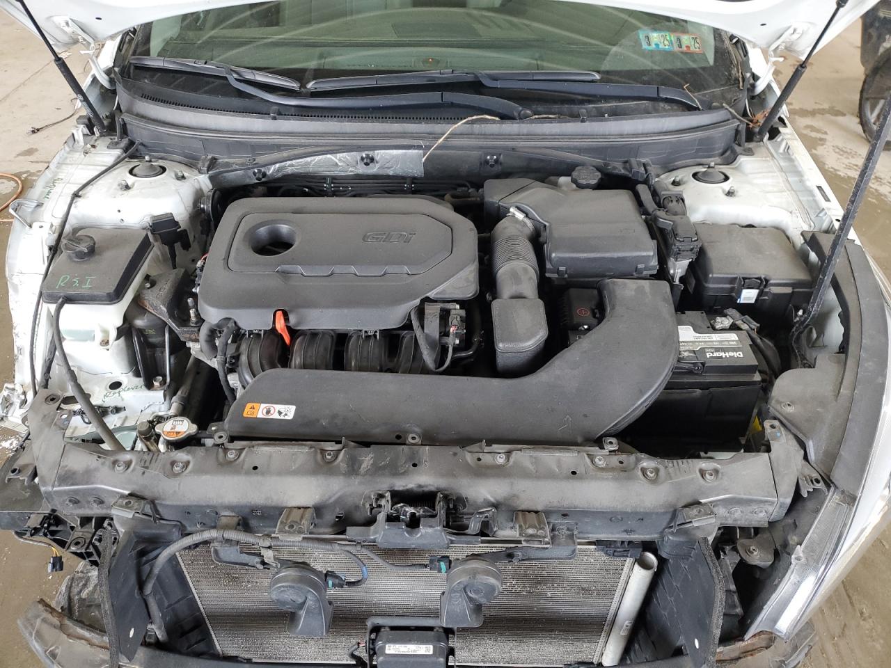 2015 Hyundai Sonata - Image 11