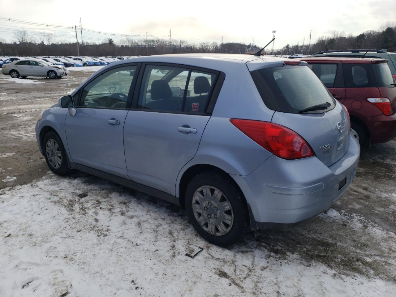 2012 Nissan Versa - Image 2