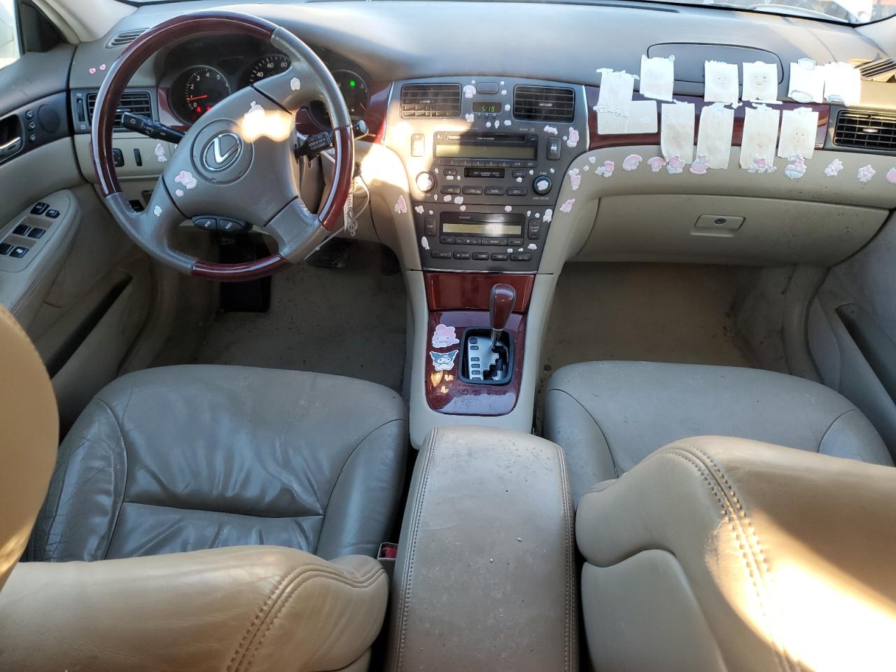 2003 Lexus ES - Image 8