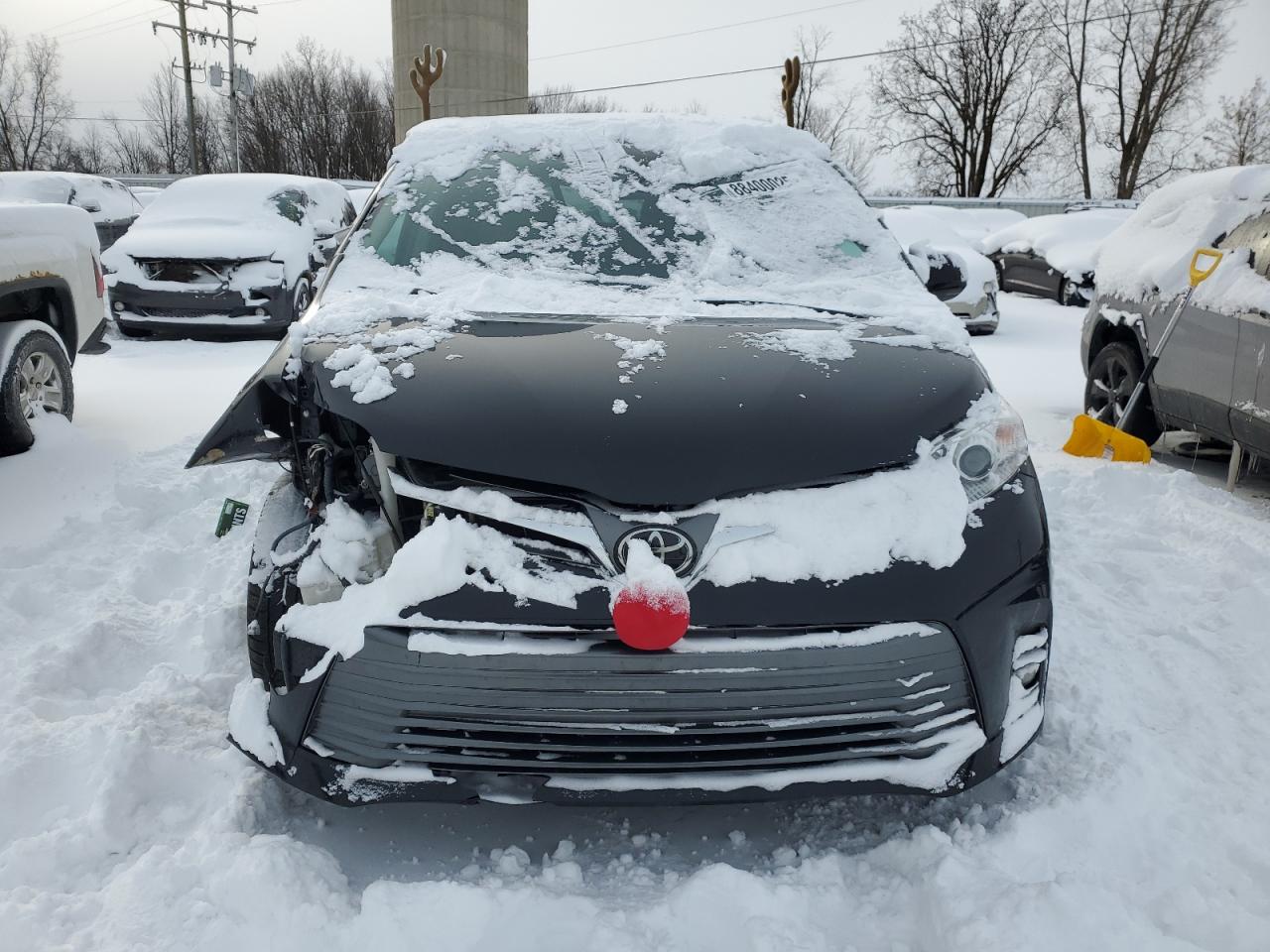 2019 Toyota Sienna - Image 5