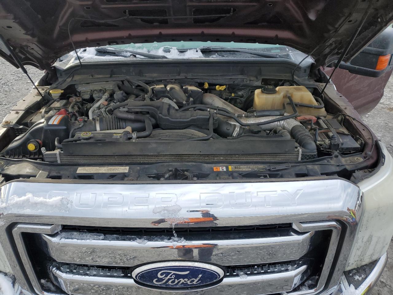 2011 Ford F250 - Image 13