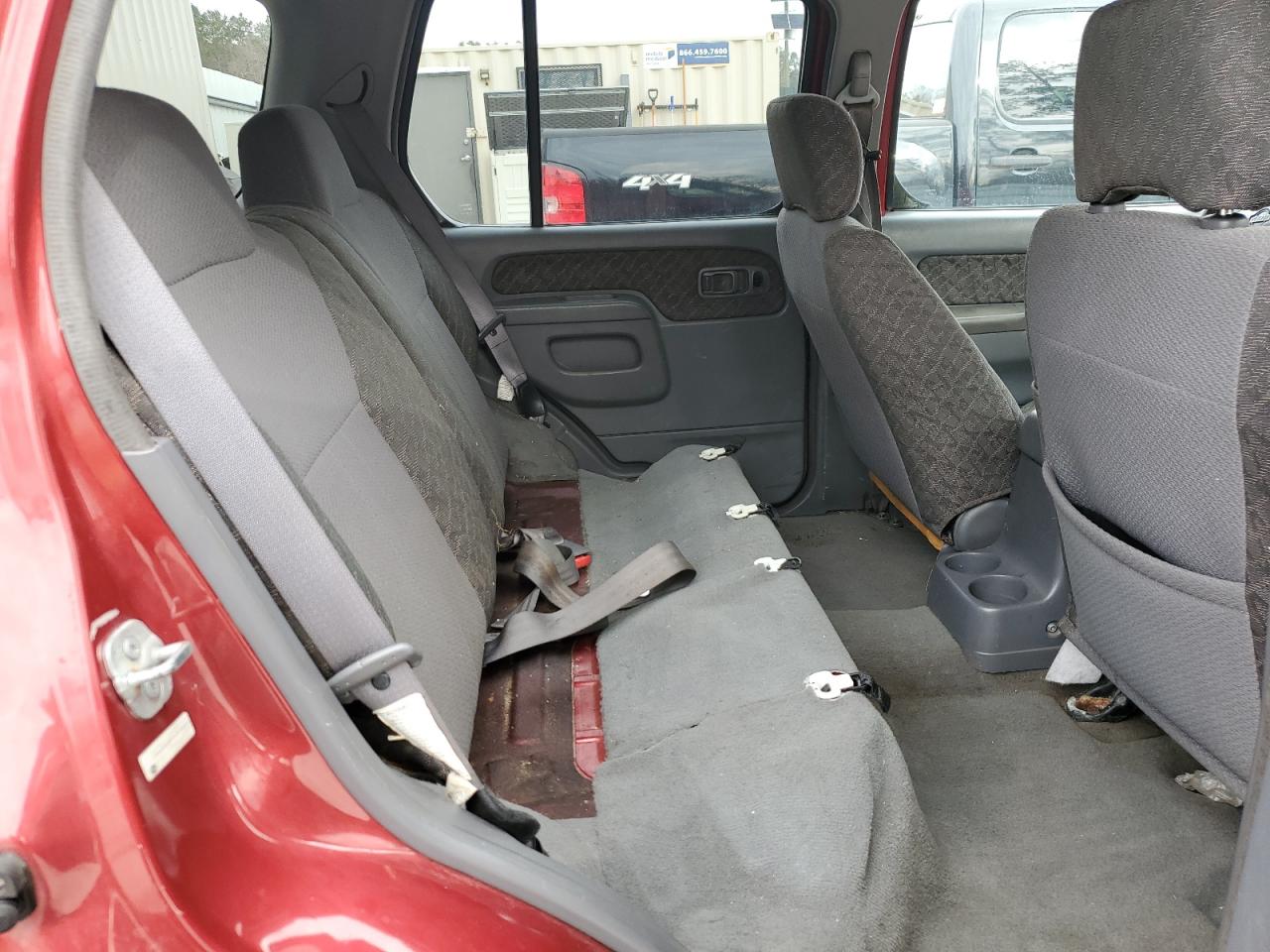 2001 Nissan XTerra - Image 11