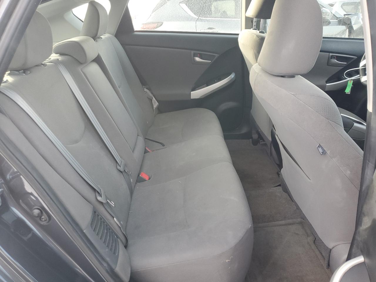 2014 Toyota Prius - Image 10