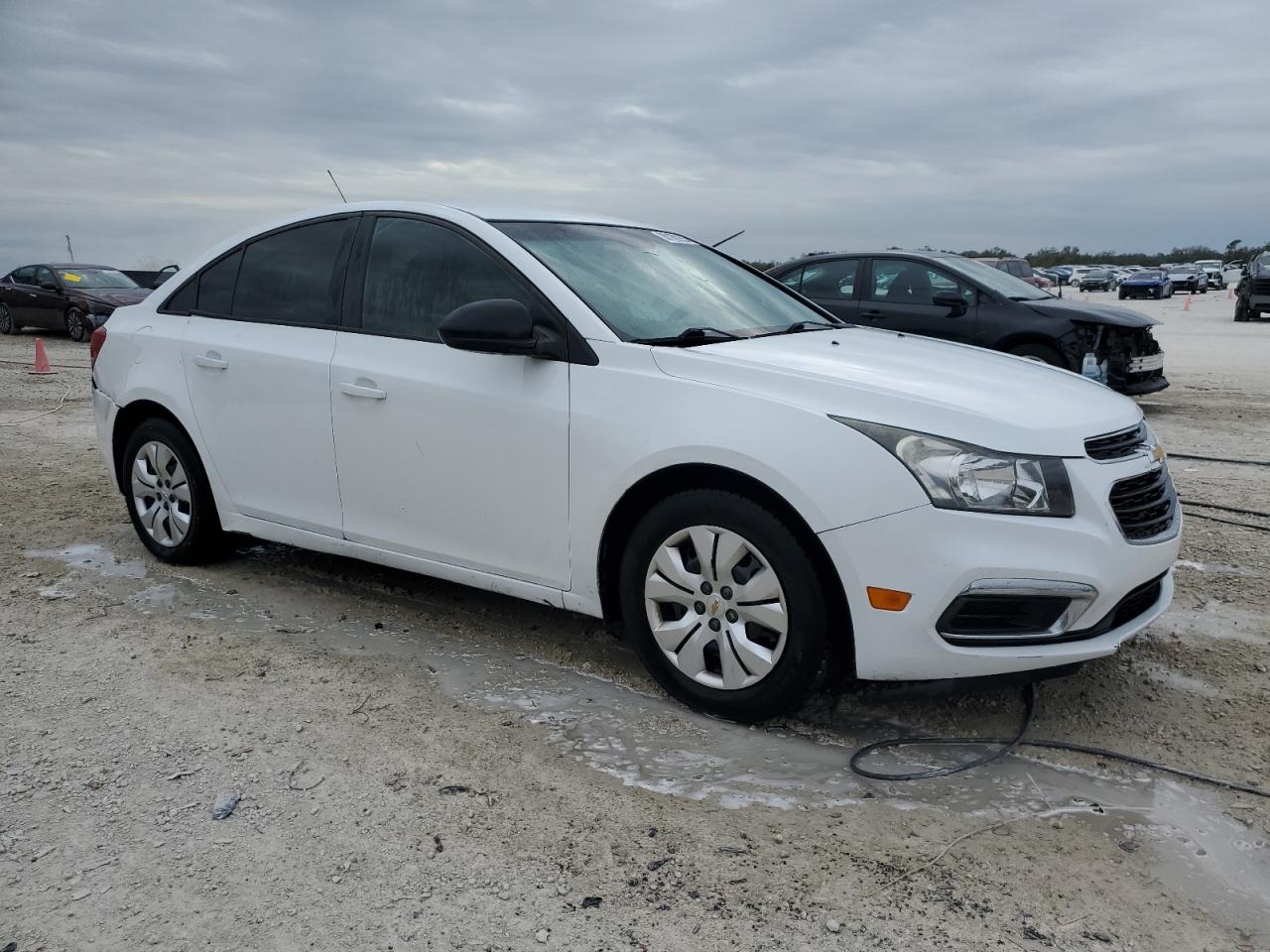 2015 Chevrolet Cruze - Image 4