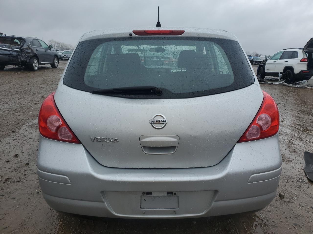 2012 Nissan Versa - Image 6