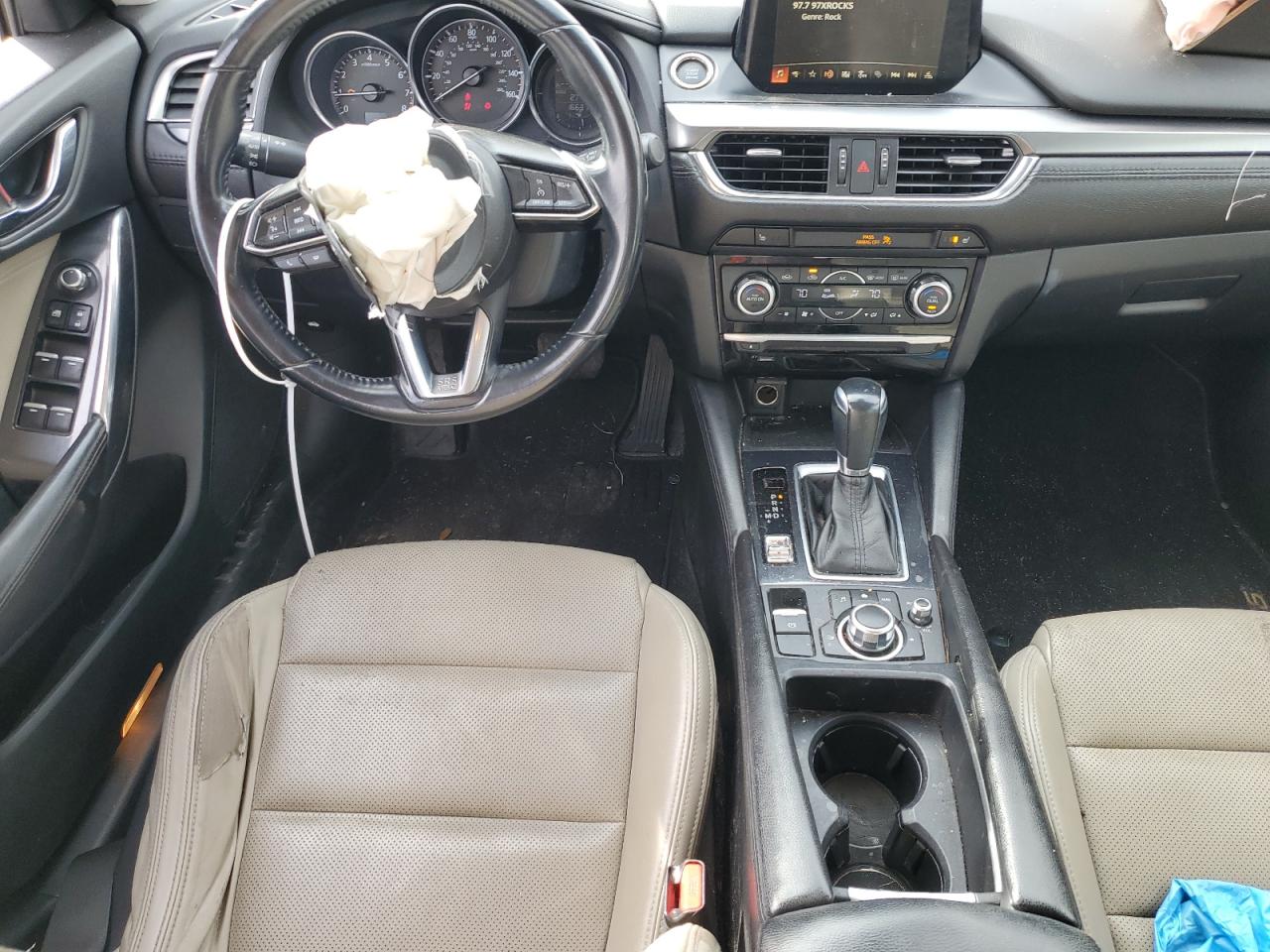 2017 Mazda 6 - Image 8