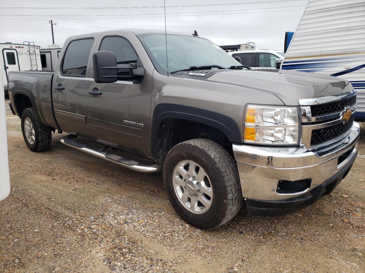 2012 Chevrolet Silverado - Image 4