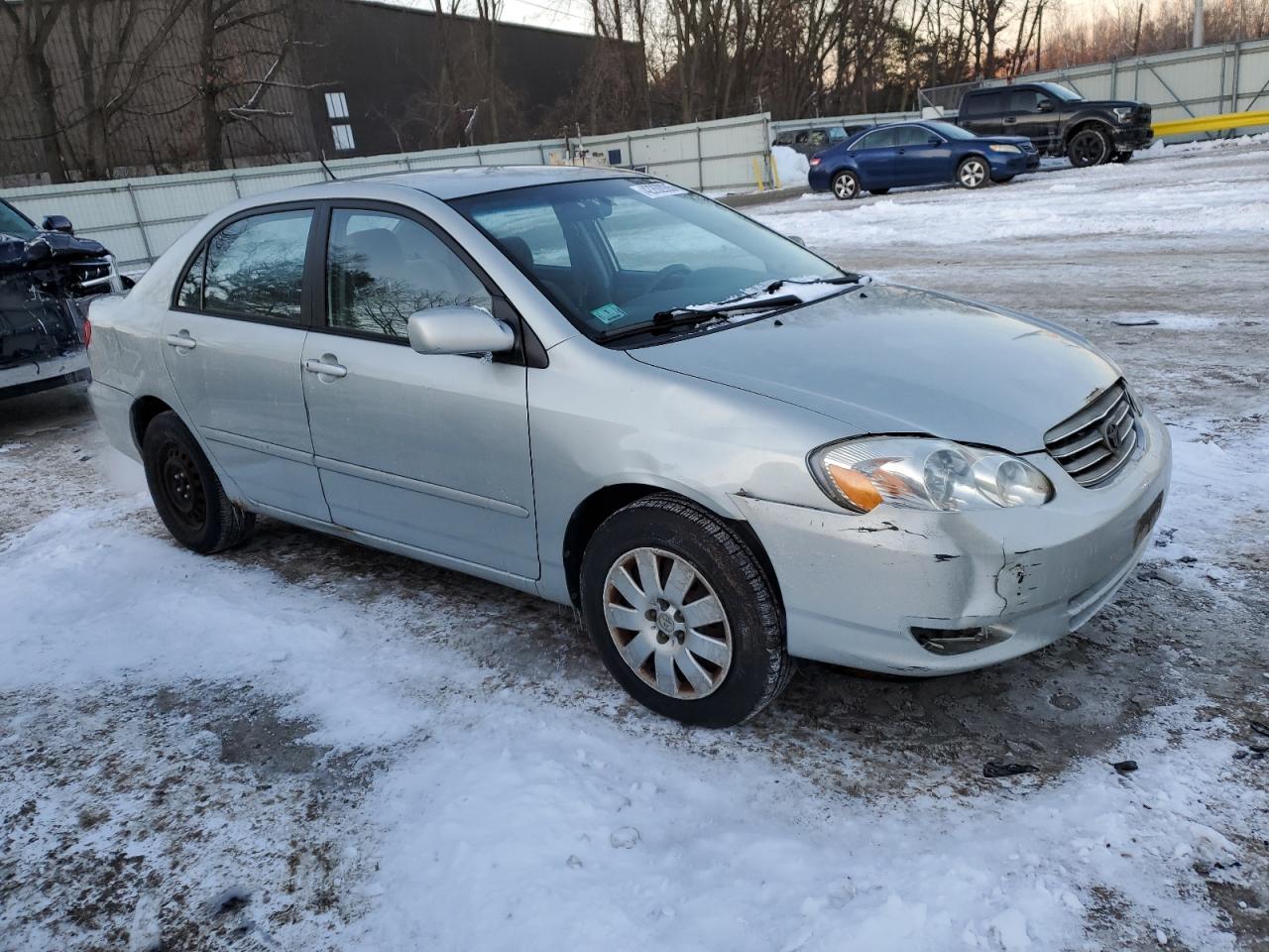 2004 Toyota Corolla - Image 4