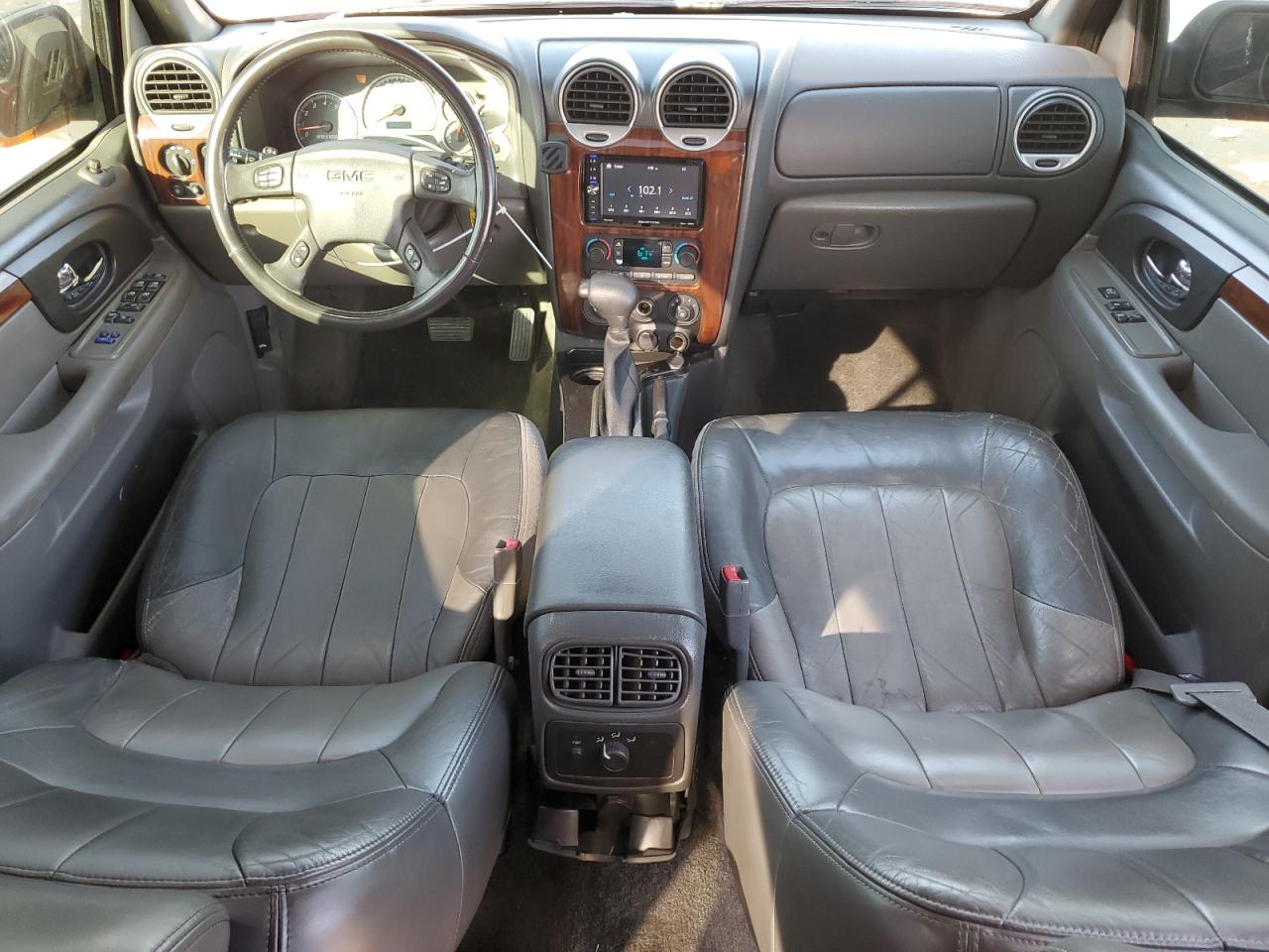 2003 GMC Envoy - Image 8