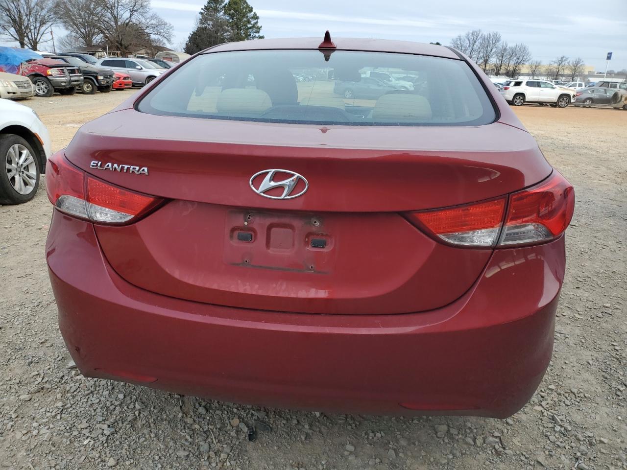 2011 Hyundai Elantra - Image 6