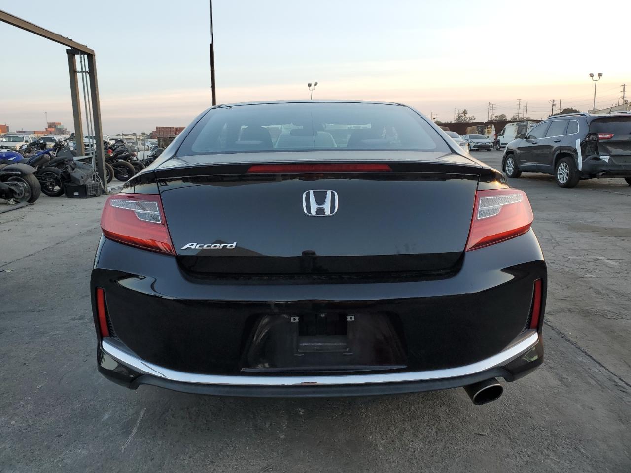 2016 Honda Accord - Image 6