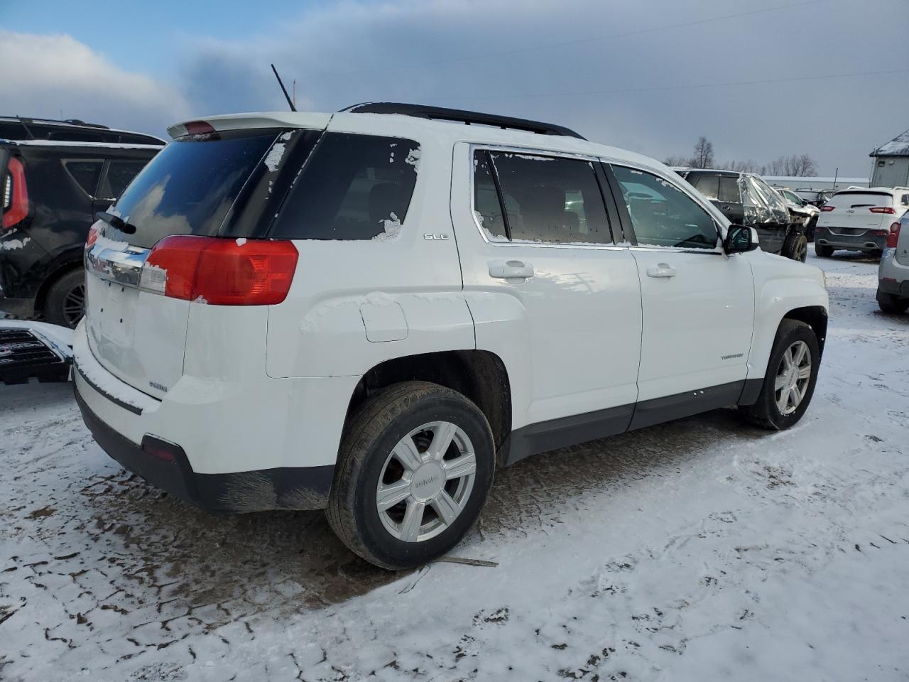 2014 GMC Terrain - Image 3