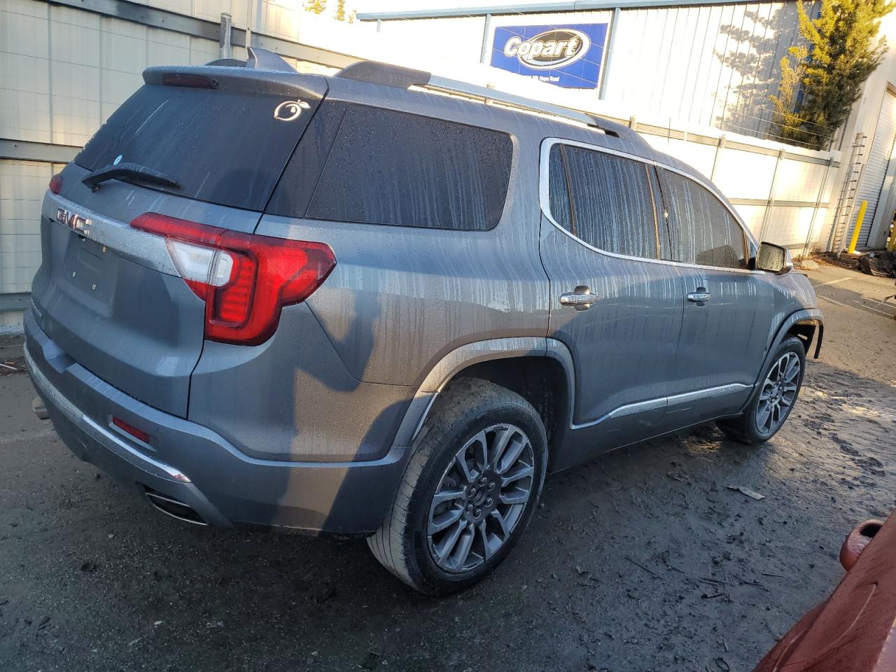 2022 GMC Acadia - Image 3