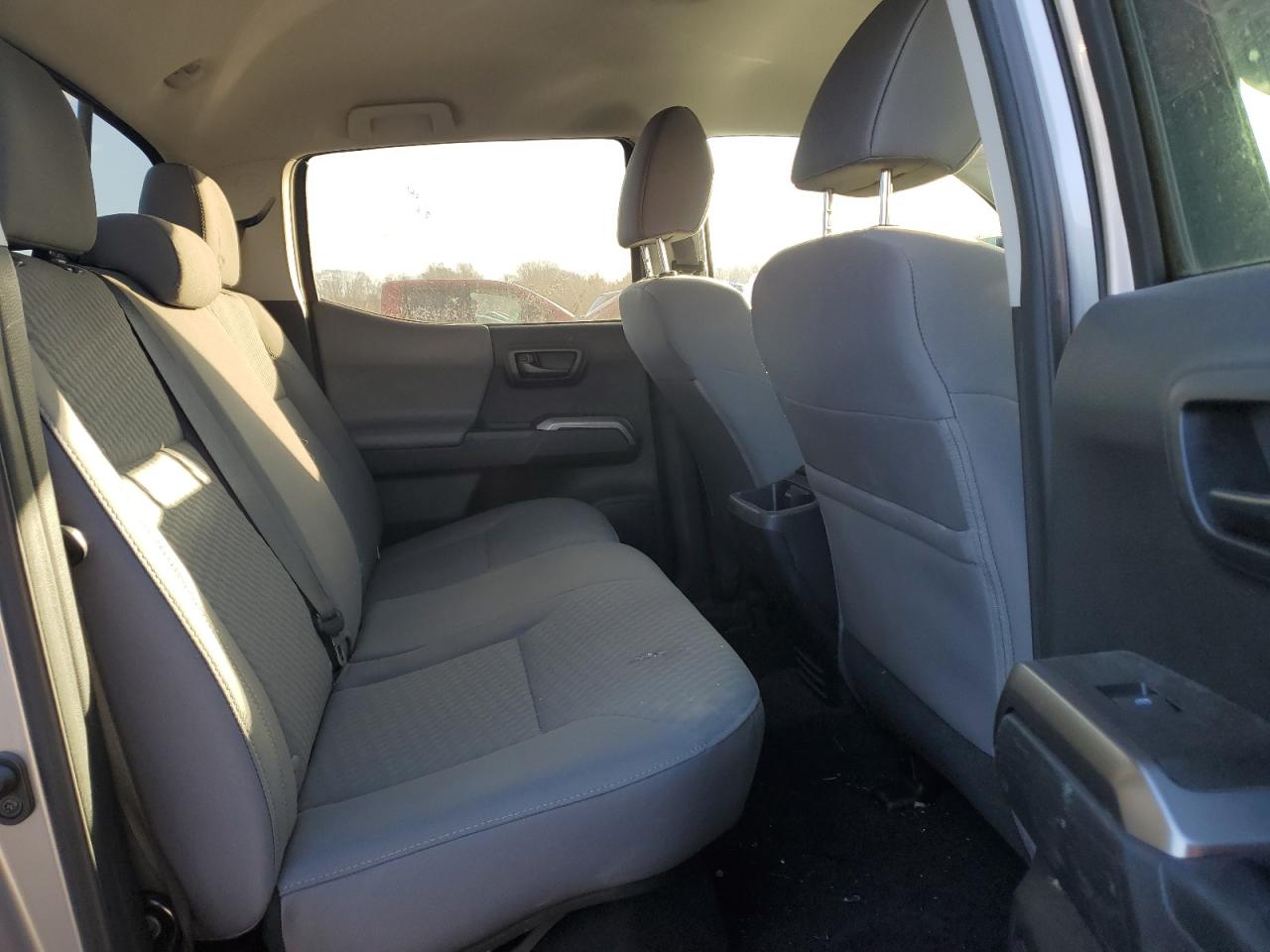 2021 Toyota Tacoma - Image 10