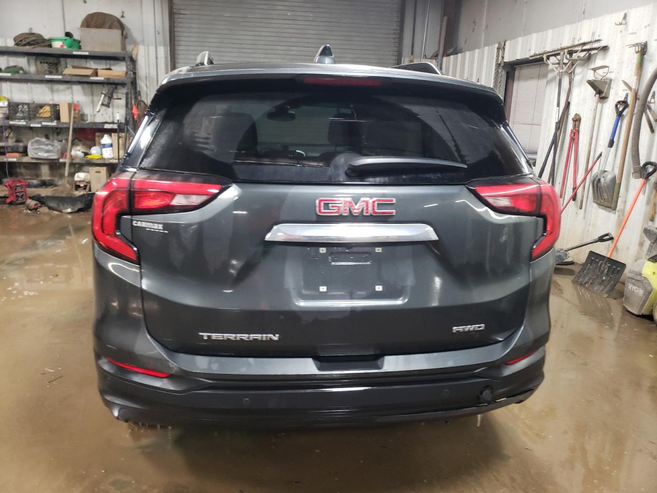 2020 GMC Terrain - Image 6