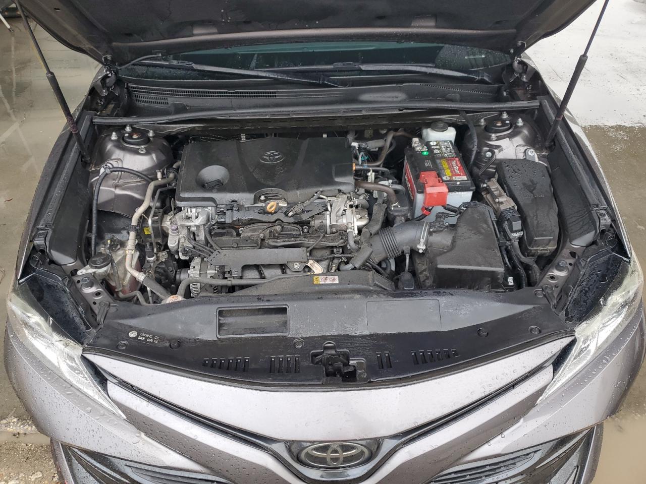 2020 Toyota Camry - Image 11