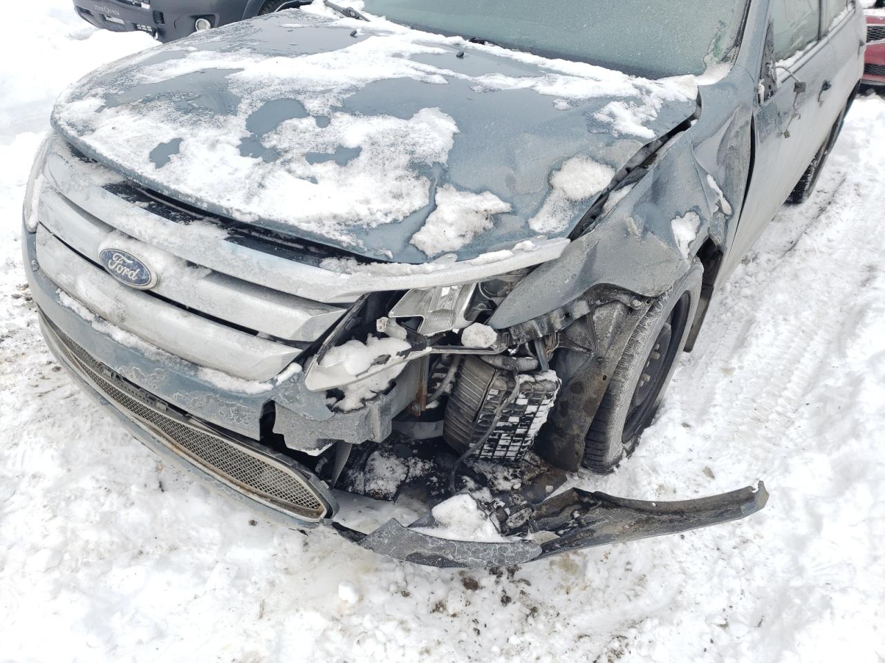 2011 Ford Fusion - Image 12