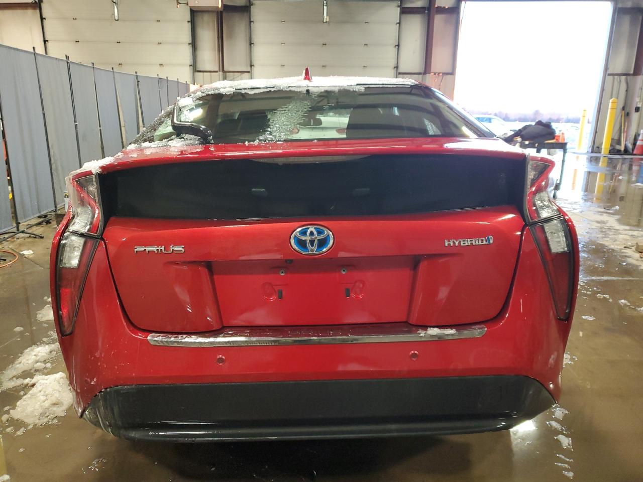 2017 Toyota Prius - Image 6