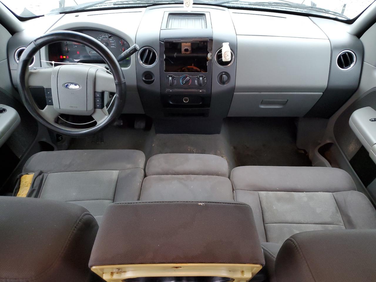 2005 Ford F-150 - Image 8