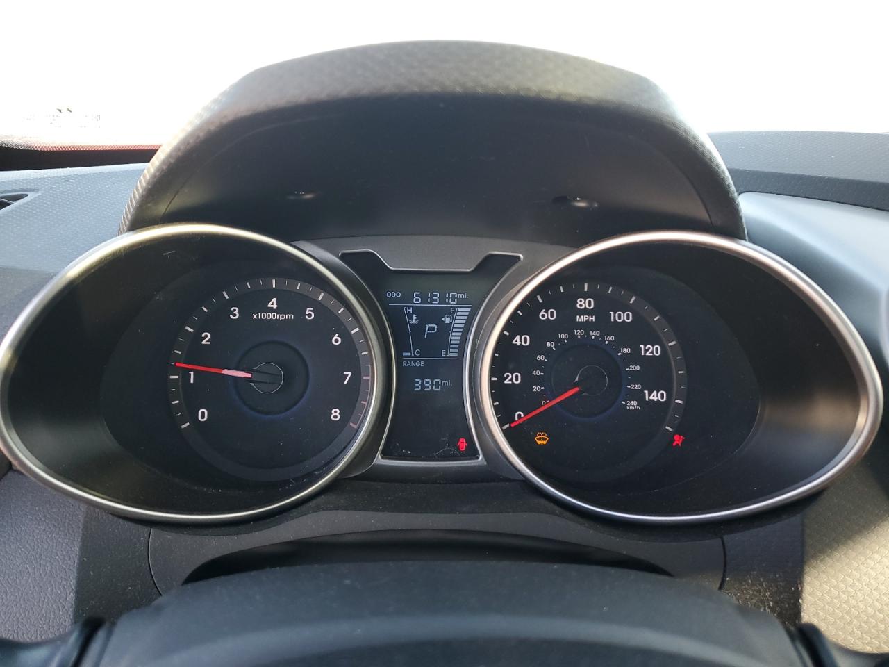 2016 Hyundai Veloster - Image 9