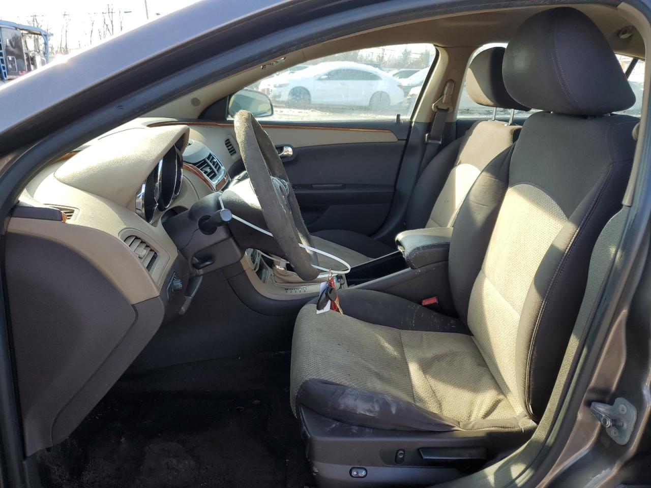 2011 Chevrolet Malibu - Image 7