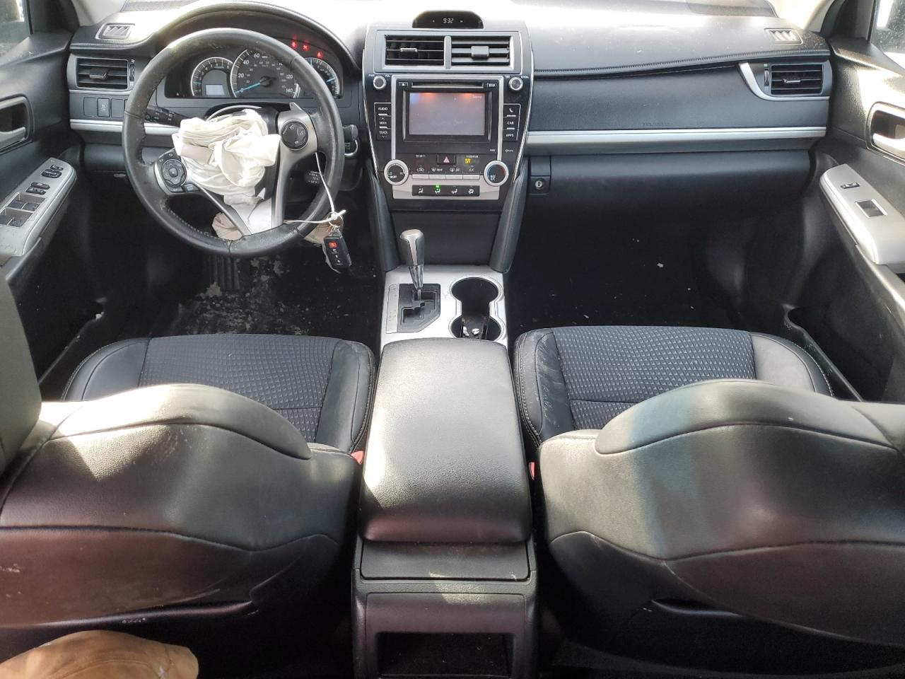 2012 Toyota Camry - Image 8