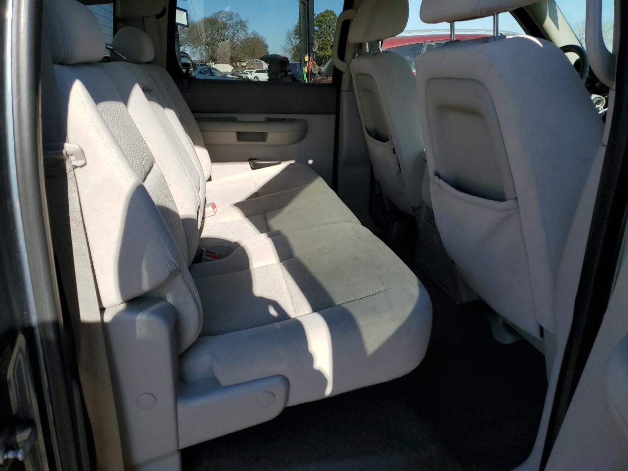 2007 GMC Sierra - Image 11