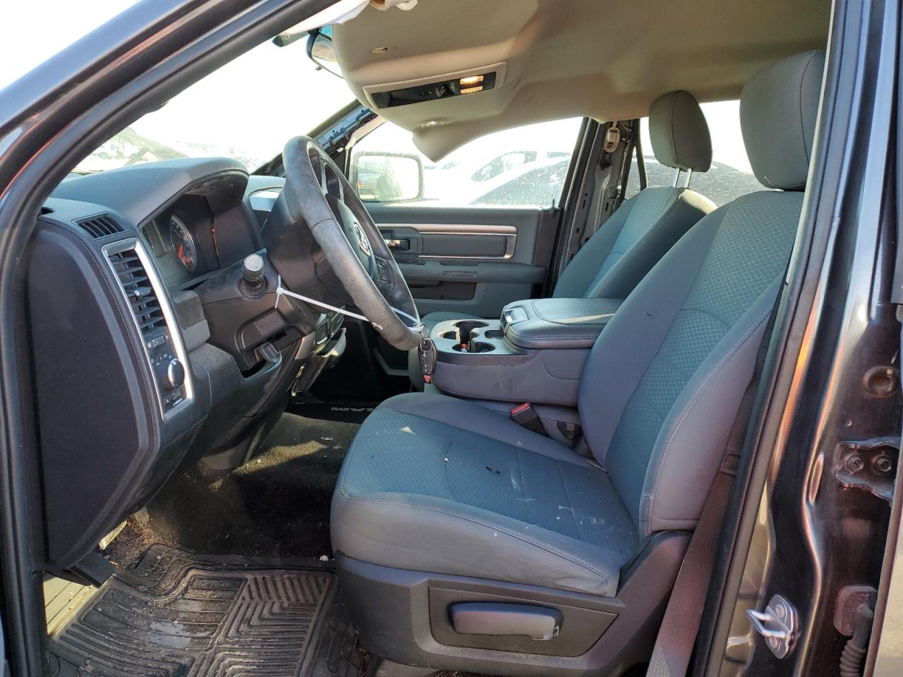 2017 RAM 1500 - Image 7