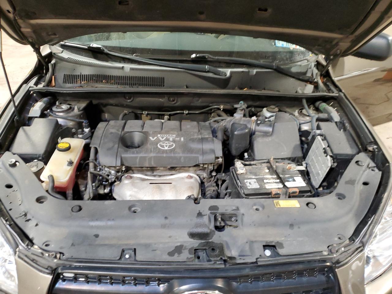 2010 Toyota RAV 4 - Image 12