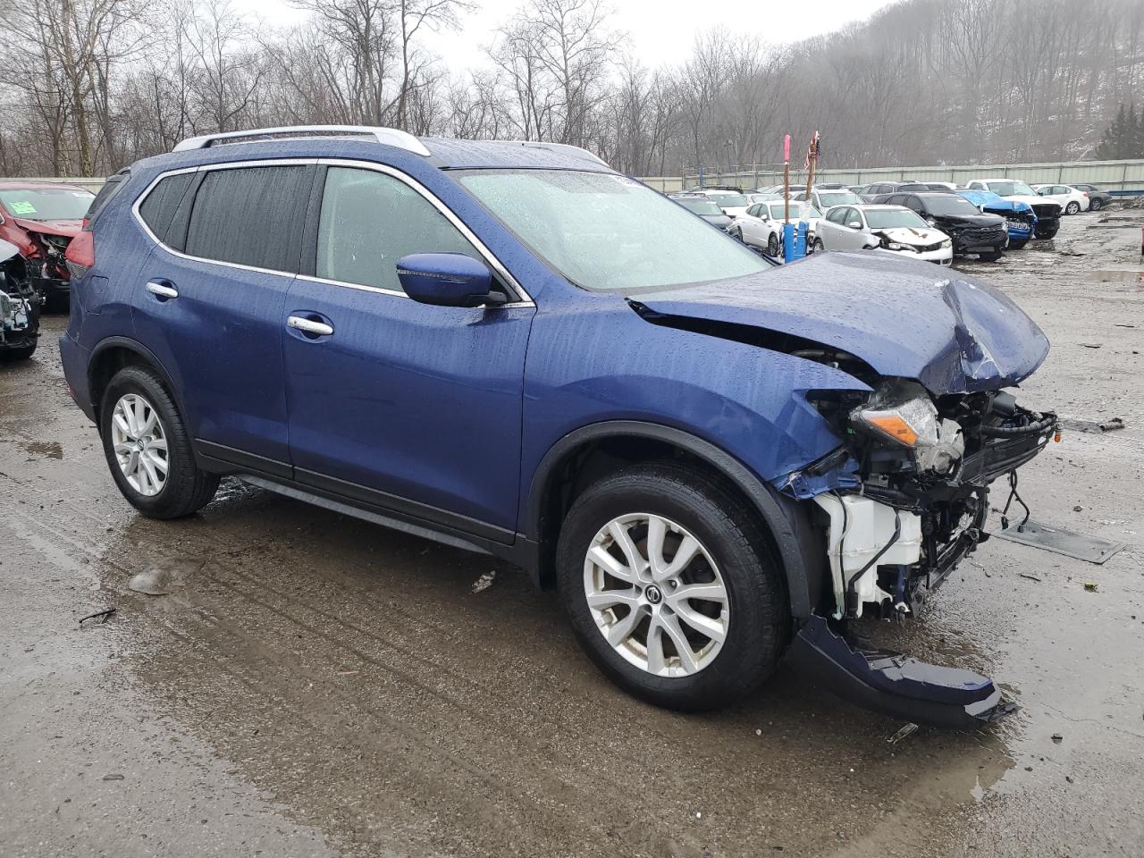 2018 Nissan Rogue - Image 4