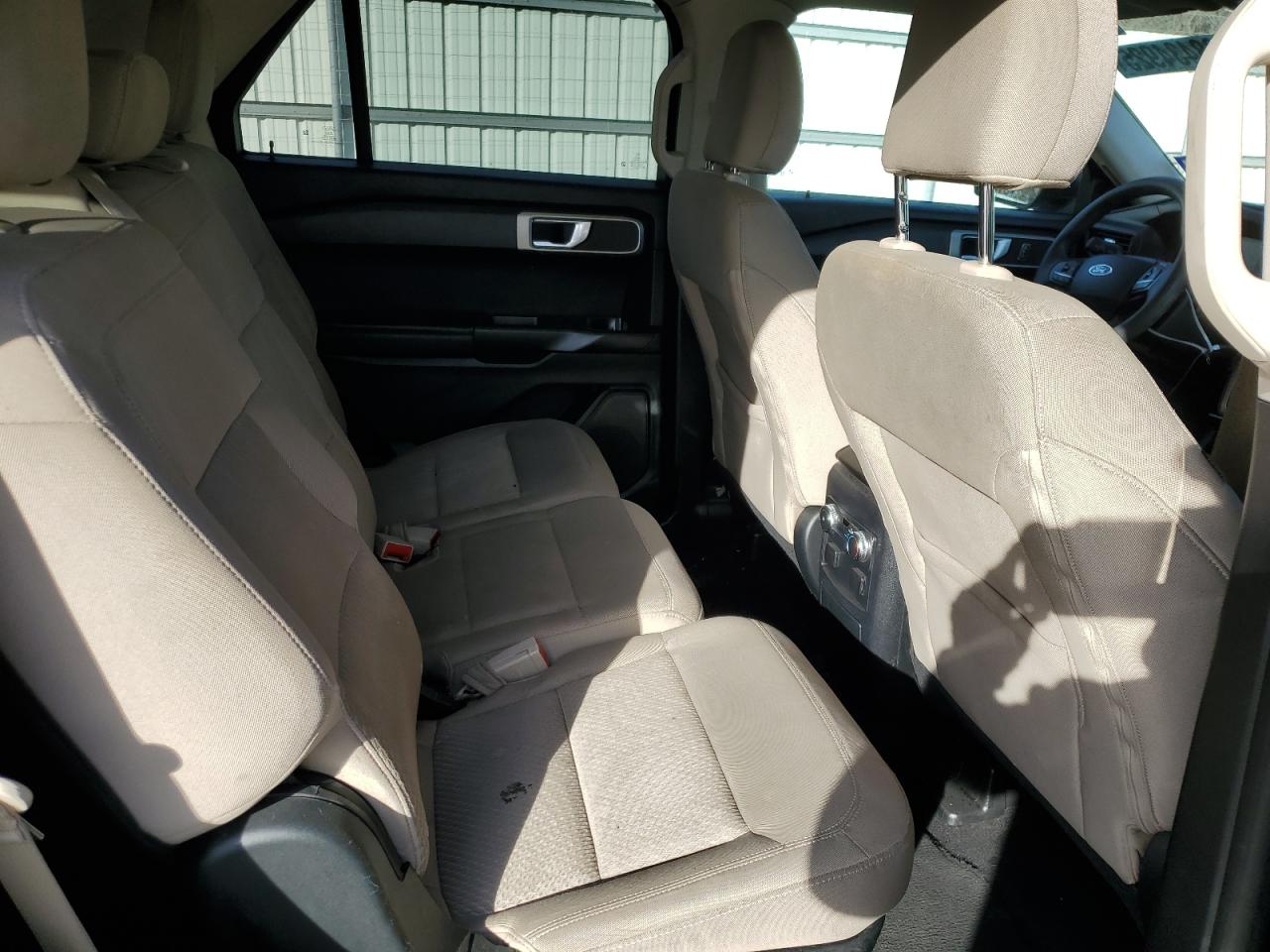 2021 Ford Explorer - Image 11