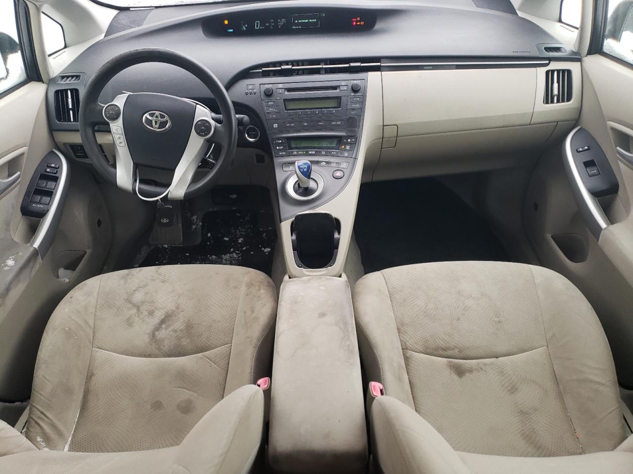 2011 Toyota Prius - Image 8