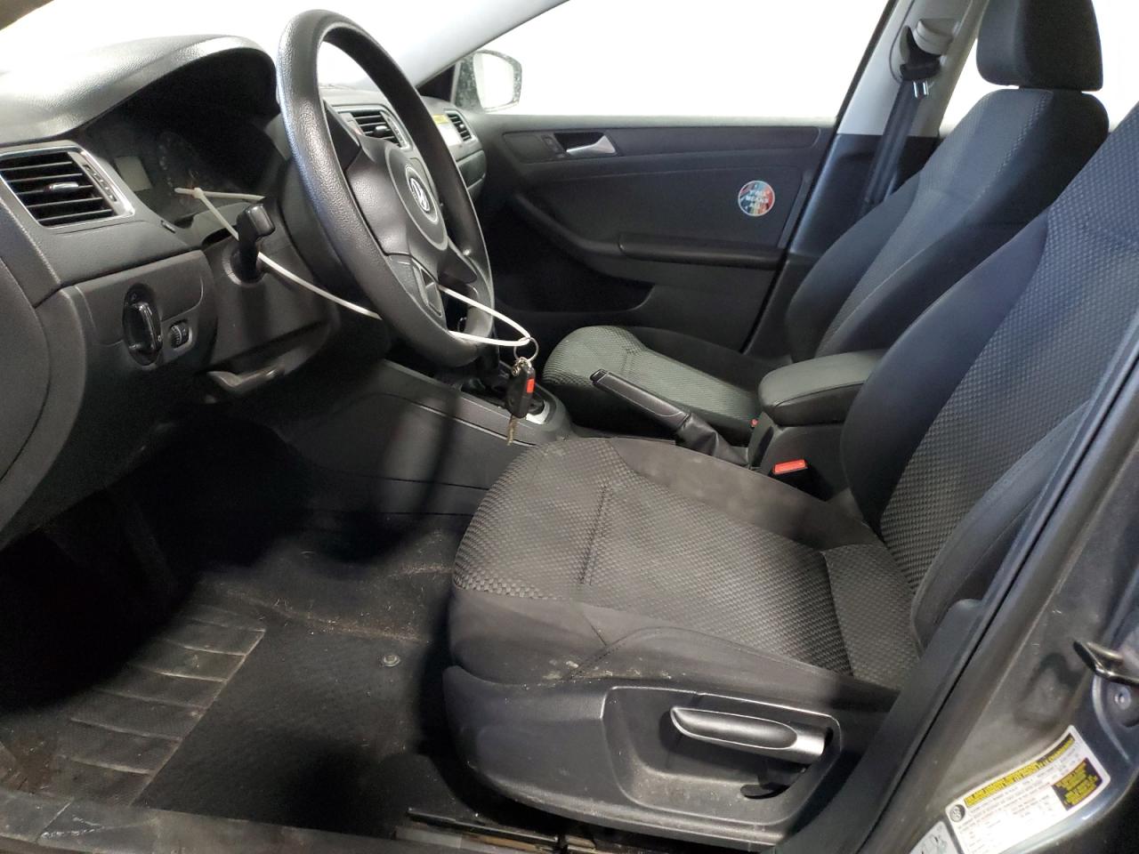 2014 Volkswagen Jetta - Image 7