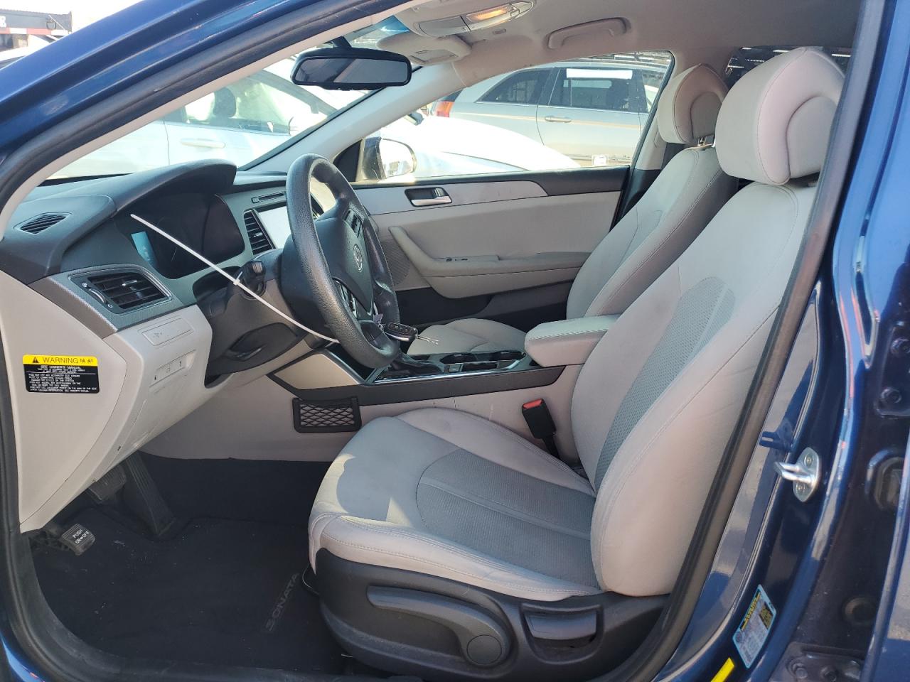 2017 Hyundai Sonata - Image 7